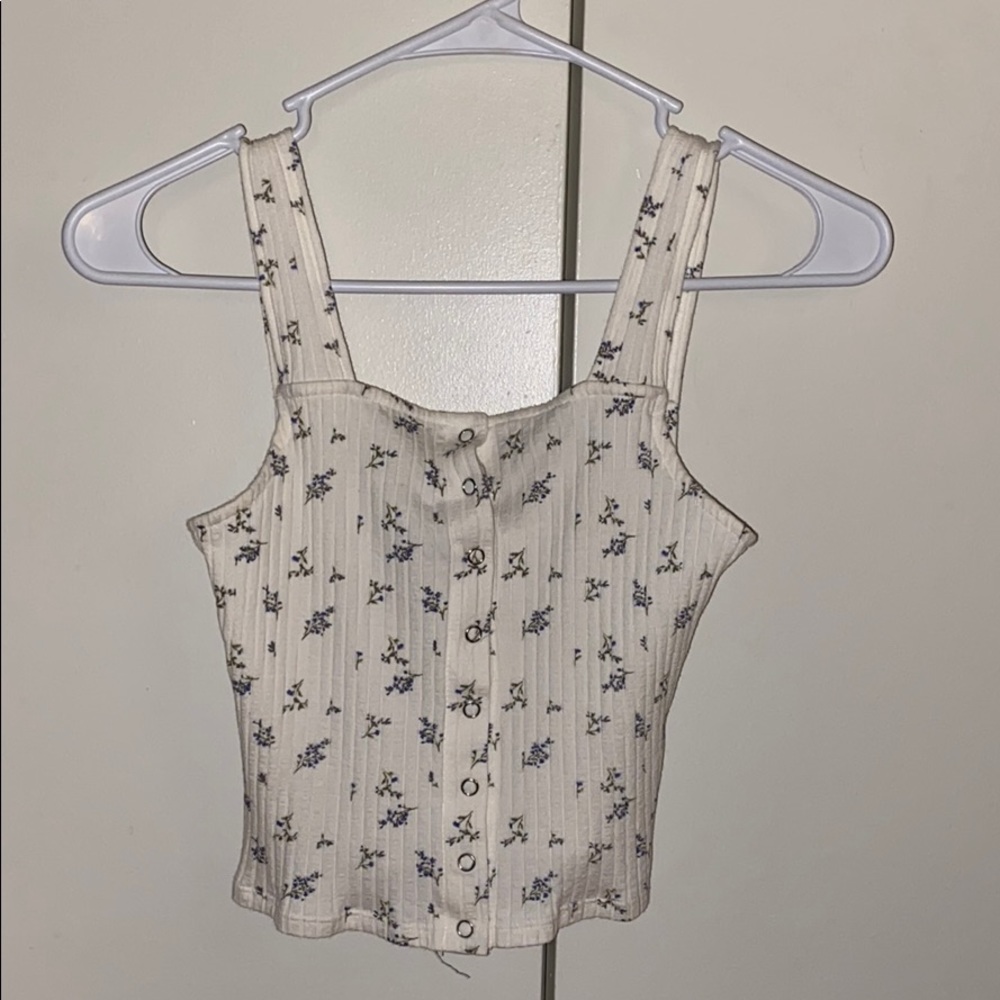 Forever 21 cropped flower shirt